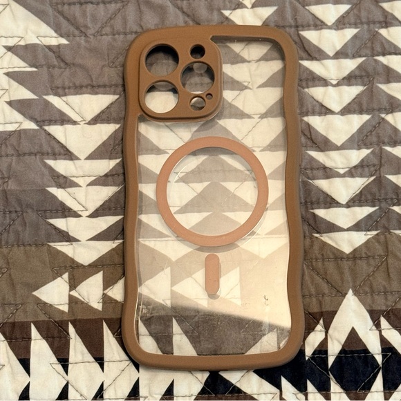 Berry iPhone 16 Pro Max MagSafe w Screen Protector - Picture 6 of 6